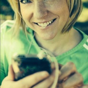 Meet your Posher, Leeann